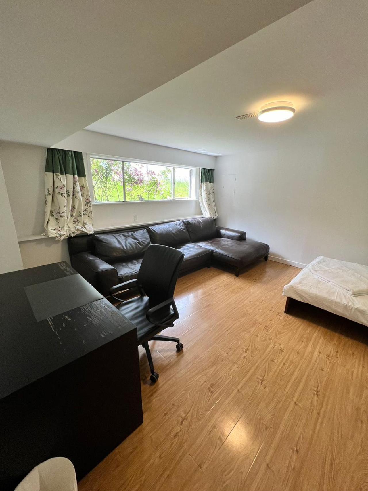 Green House In Vancouver West Екстериор снимка