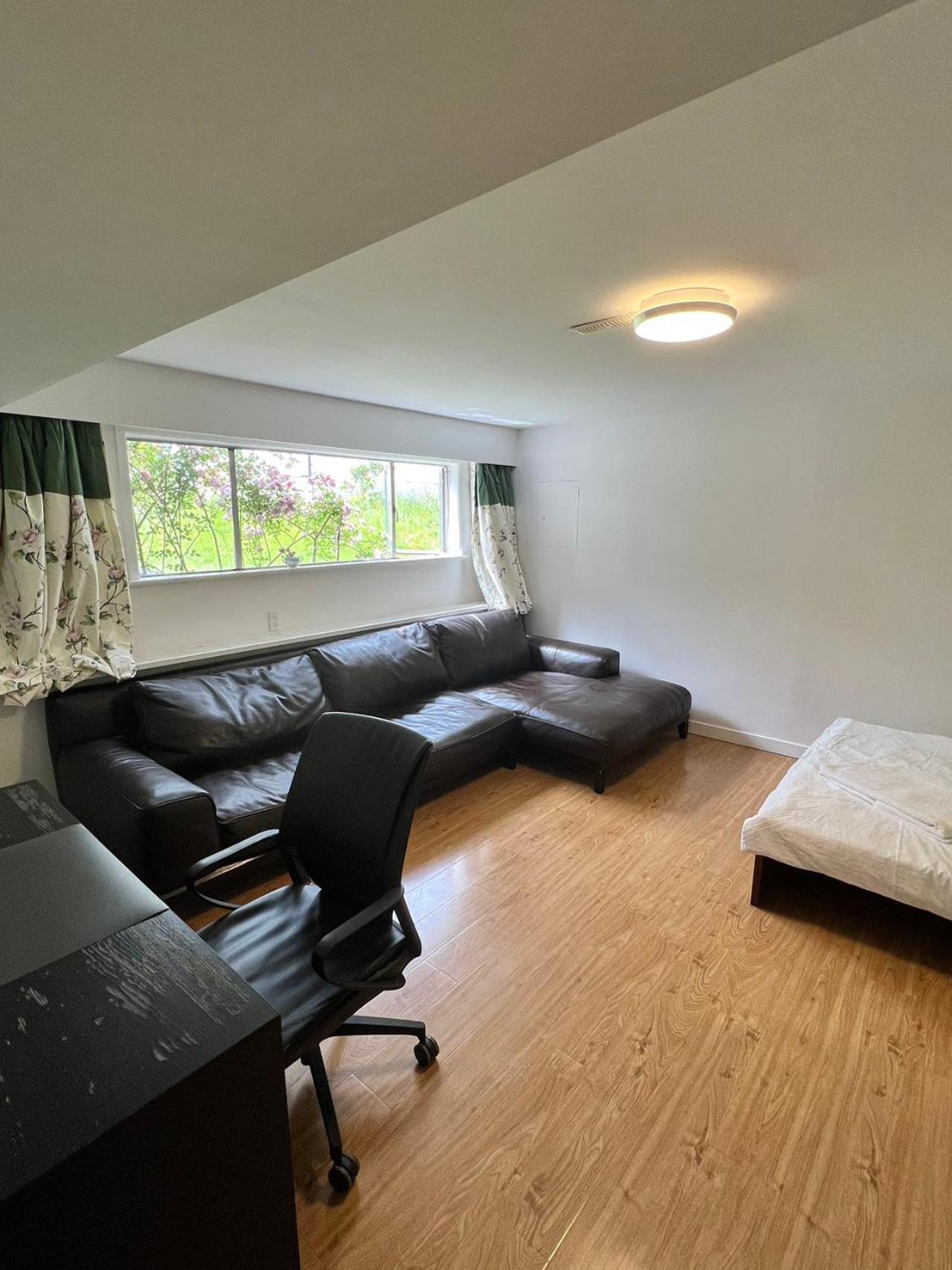 Green House In Vancouver West Екстериор снимка